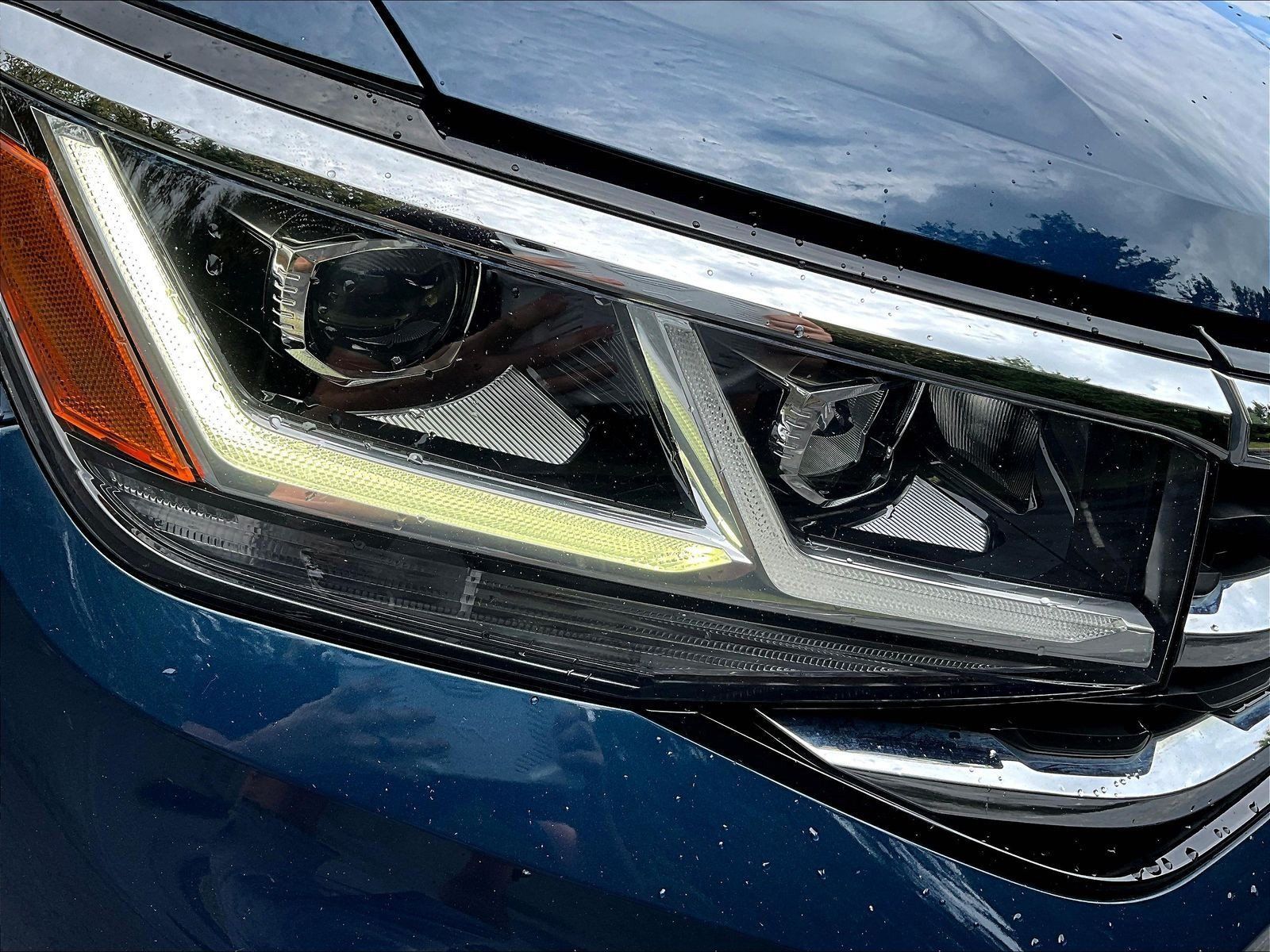 Used 2021 Volkswagen Atlas SE w/ Panoramic Sunroof Package AWD/4WD image 33