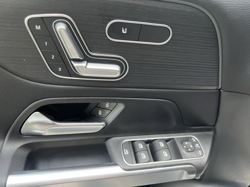 Certified 2025 Mercedes-Benz GLB 250 4MATIC image 14