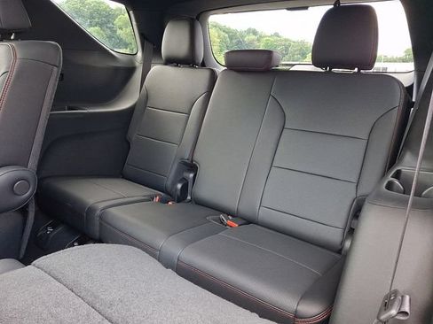 Used 2026 Chevrolet Traverse RS w/ LPO, Floor Liner Package AWD/4WD image 20