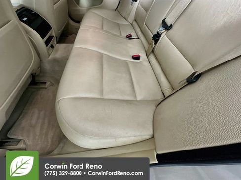 Used 2015 BMW 528i Sedan RWD image 24