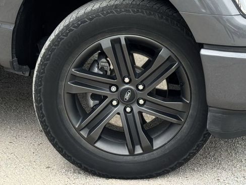 Used 2022 Ford F150 Lariat image 32