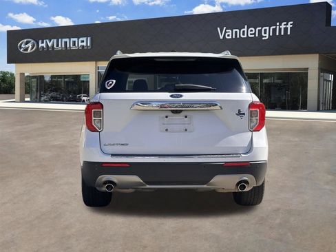 Used 2021 Ford Explorer Limited w/ Equipment Group 301A image 11