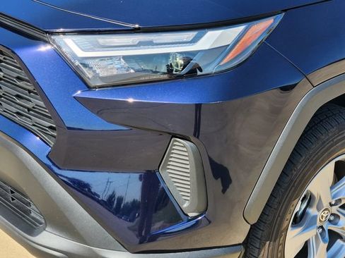 Used 2025 Toyota RAV4 XLE w/ Convenience Package AWD/4WD image 9