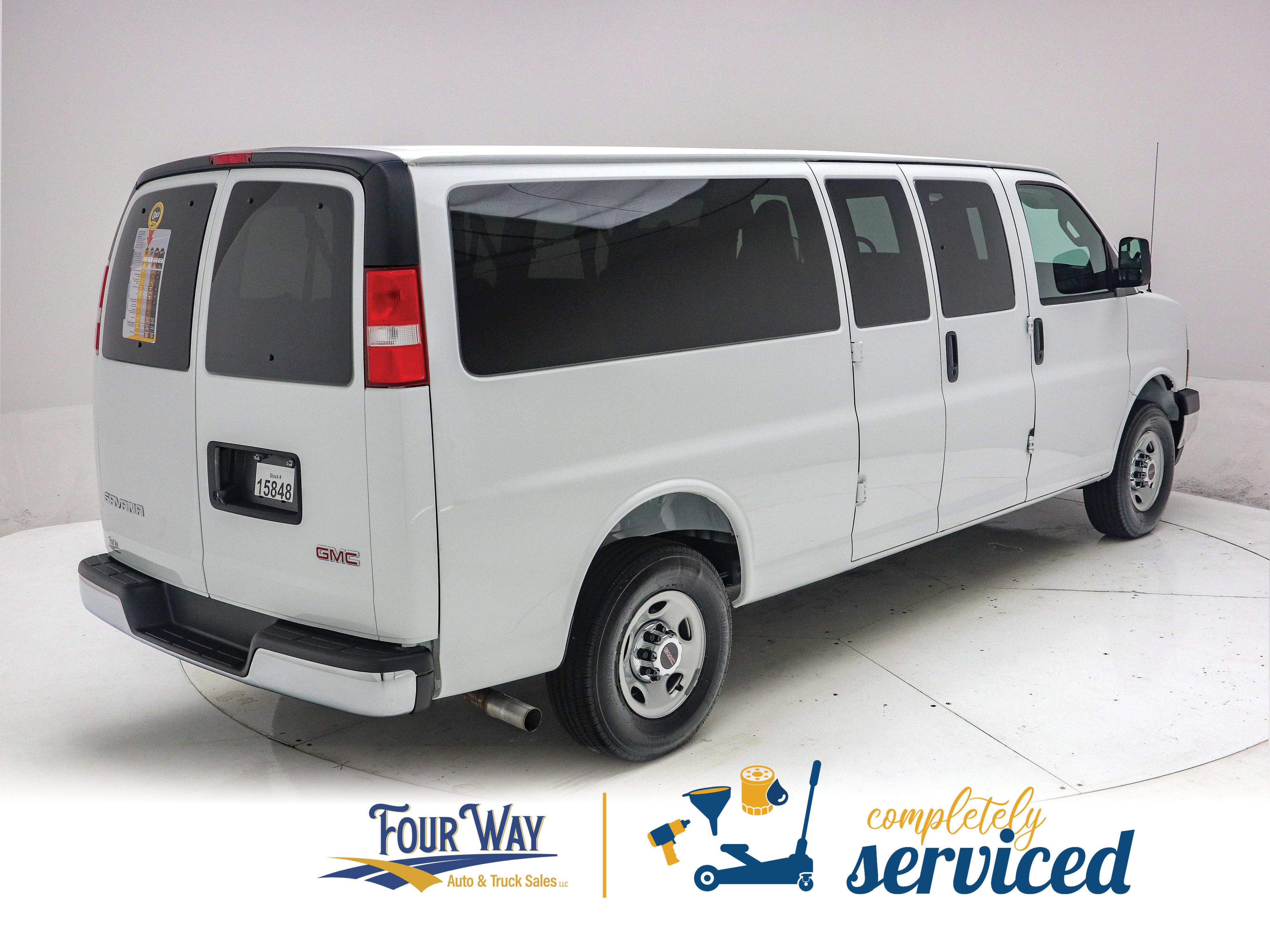 Used 2025 GMC Savana 3500 LT w/ LT Preferred Equipment Group RWD image 4
