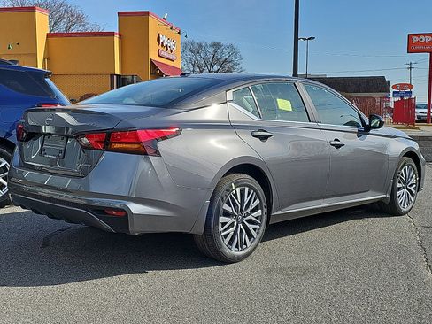 New 2026 Nissan Altima 2.5 SV image 4