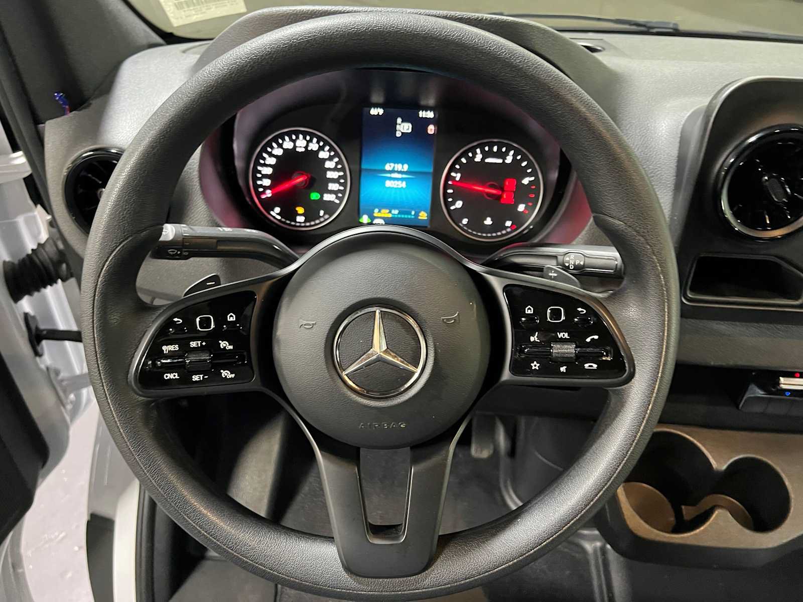 Used 2023 Mercedes-Benz Sprinter 2500 image 26