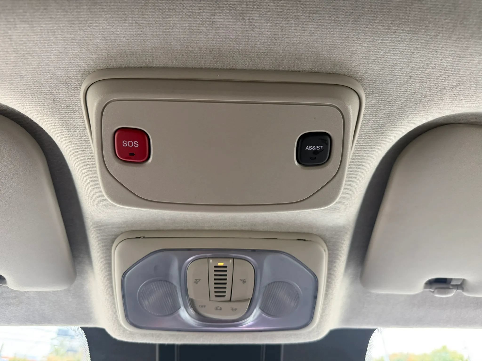 Used 2025 RAM ProMaster 2500 w/ U-Haul Equipment Group FWD image 23