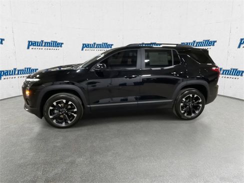 Used 2025 Chevrolet Equinox RS w/ Safety and Technology Package image 6