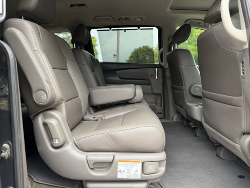 Used 2014 Honda Odyssey EX-L image 33