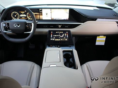 New 2026 INFINITI QX80 Pure AWD/4WD image 20