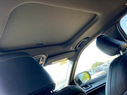 New 2025 Jeep Grand Cherokee Altitude image 17