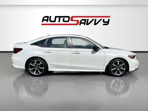 Used 2025 Honda Civic Sport Touring image 8