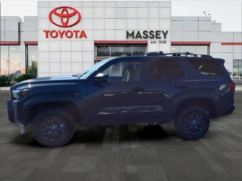 Used 2025 Toyota 4Runner SR5 image 6