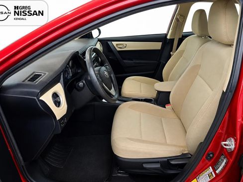 Used 2019 Toyota Corolla LE FWD image 7