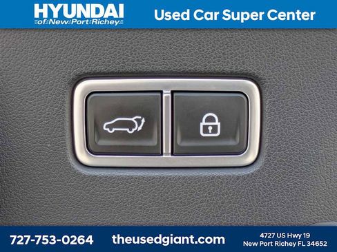 Used 2023 Kia Sorento SX AWD/4WD image 13