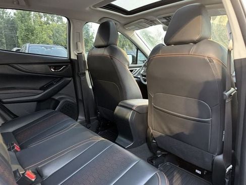 Used 2021 Subaru Crosstrek 2.5i Limited w/ Moonroof Package 2 AWD/4WD image 16