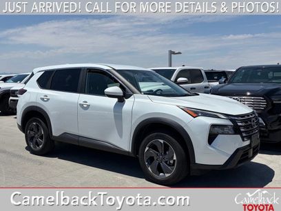 Used 2025 Nissan Rogue SV