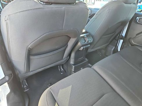 Used 2023 Jeep Wrangler Unlimited w/ Cold Weather Group image 17