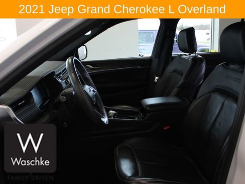 Used 2021 Jeep Grand Cherokee L Overland AWD/4WD image 18