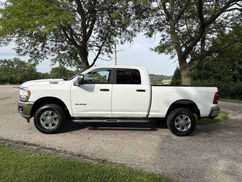 Used 2024 RAM 2500 Big Horn w/ Safety Group AWD/4WD image 2