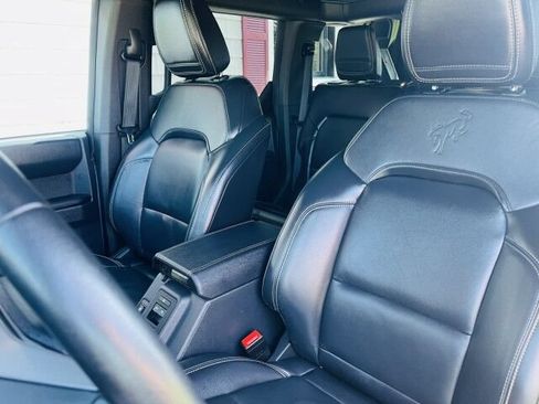Used 2025 Ford Bronco Outer Banks AWD/4WD image 9