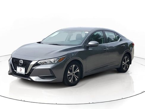 Used 2020 Nissan Sentra SV w/ Trunk Package FWD image 2