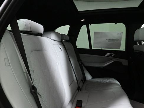 Used 2026 BMW X5 xDrive40i w/ Premium Package AWD/4WD image 36