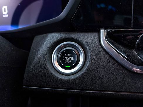 Used 2024 Chevrolet Colorado W/T image 16