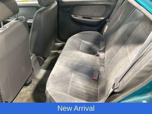 Used 1996 Nissan Sentra FWD image 9