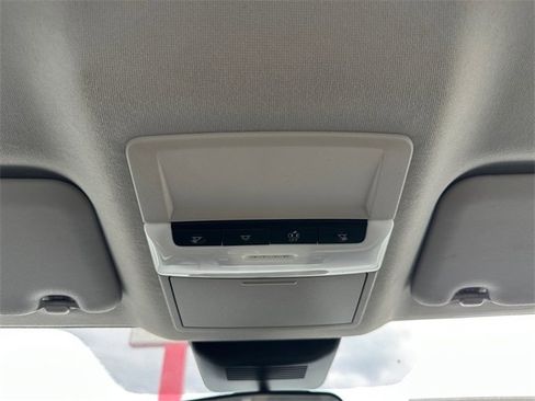 Used 2022 Nissan Sentra SV w/ Trunk Package image 27