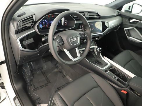 New 2025 Audi Q3 2.0T Premium image 15