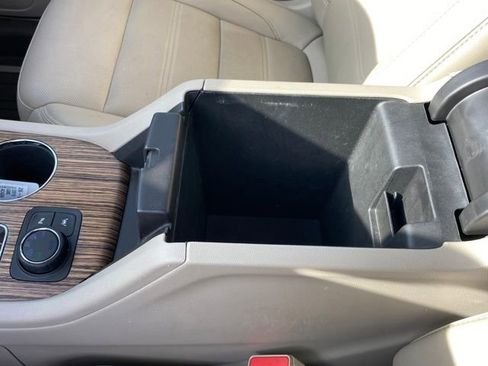 Certified 2019 GMC Acadia Denali w/ Technology Package image 15