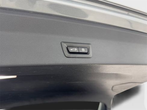 Used 2024 BMW X3 sDrive30i w/ Convenience Package image 86