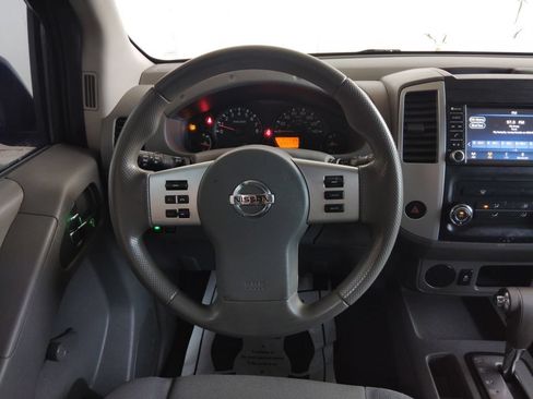 Used 2019 Nissan Frontier S RWD image 19