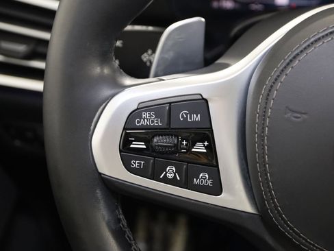 Used 2019 BMW X7 xDrive50i w/ M Sport Package AWD/4WD image 39
