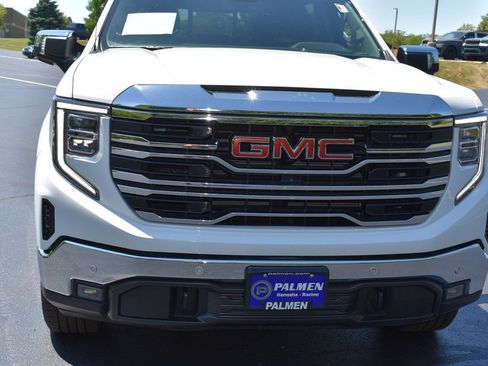 Used 2023 GMC Sierra 1500 SLT w/ SLT Premium Plus Package AWD/4WD image 3