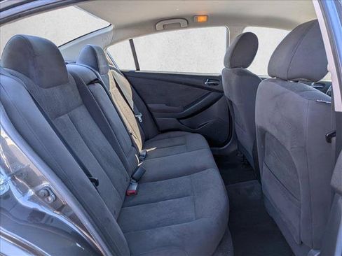 Used 2011 Nissan Altima 3.5 SR FWD image 17