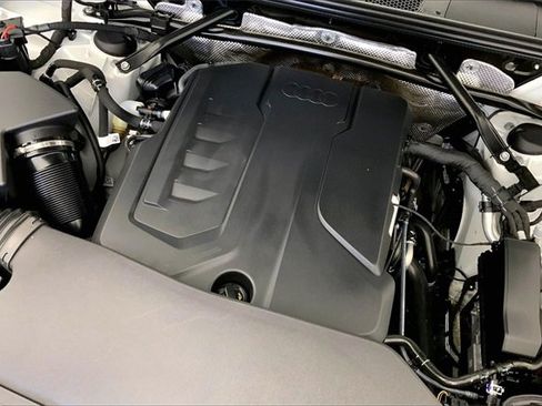 Certified 2025 Audi Q5 2.0T Premium Plus w/ Premium Plus image 31