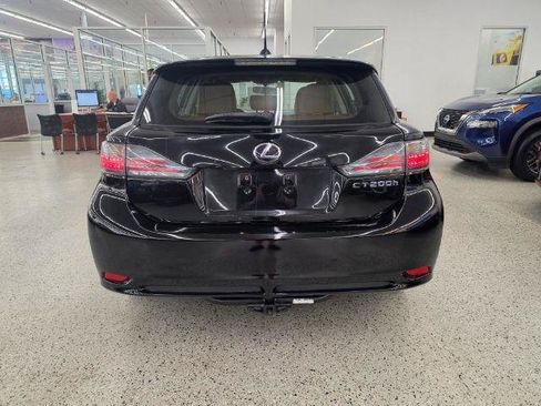 Used 2013 Lexus CT 200h w/ Seat Comfort Pkg FWD image 6