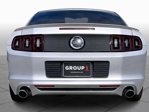 Used 2013 Ford Mustang GT image 5