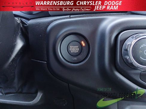 Used 2022 Jeep Wrangler Unlimited Sport image 31