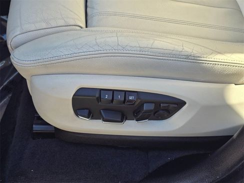 Used 2017 BMW X5 xDrive40e image 23