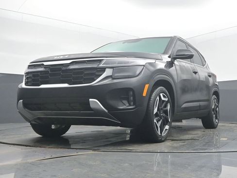 Used 2025 Kia Seltos SX w/ SX Sunroof Package image 46