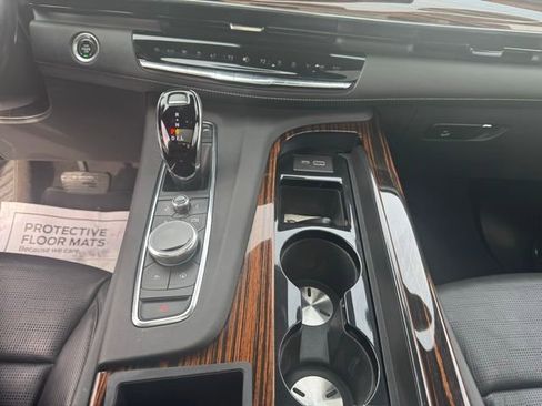Used 2023 Cadillac Escalade Premium Luxury image 14