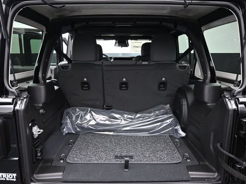 New 2026 Jeep Wrangler Unlimited Sport AWD/4WD image 25