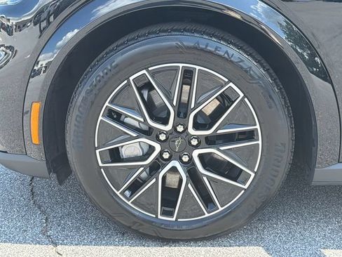 Used 2025 Ford Mustang Mach-E Premium AWD/4WD image 13