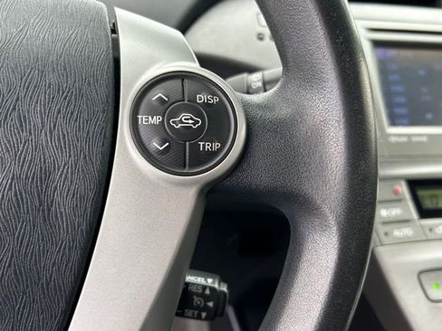 Used 2012 Toyota Prius Three w/ Solar Roof Pkg image 25