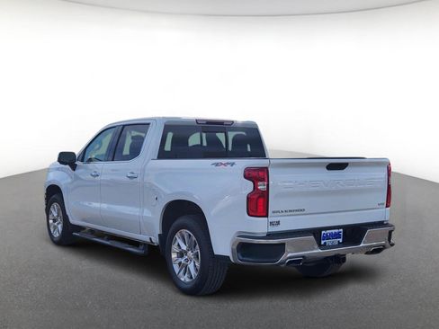 Used 2021 Chevrolet Silverado 1500 LTZ AWD/4WD image 4