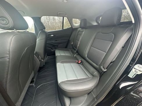 New 2026 Chevrolet Trax LT w/ Midnight Edition image 25