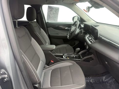 Certified 2024 Chevrolet TrailBlazer LT image 17